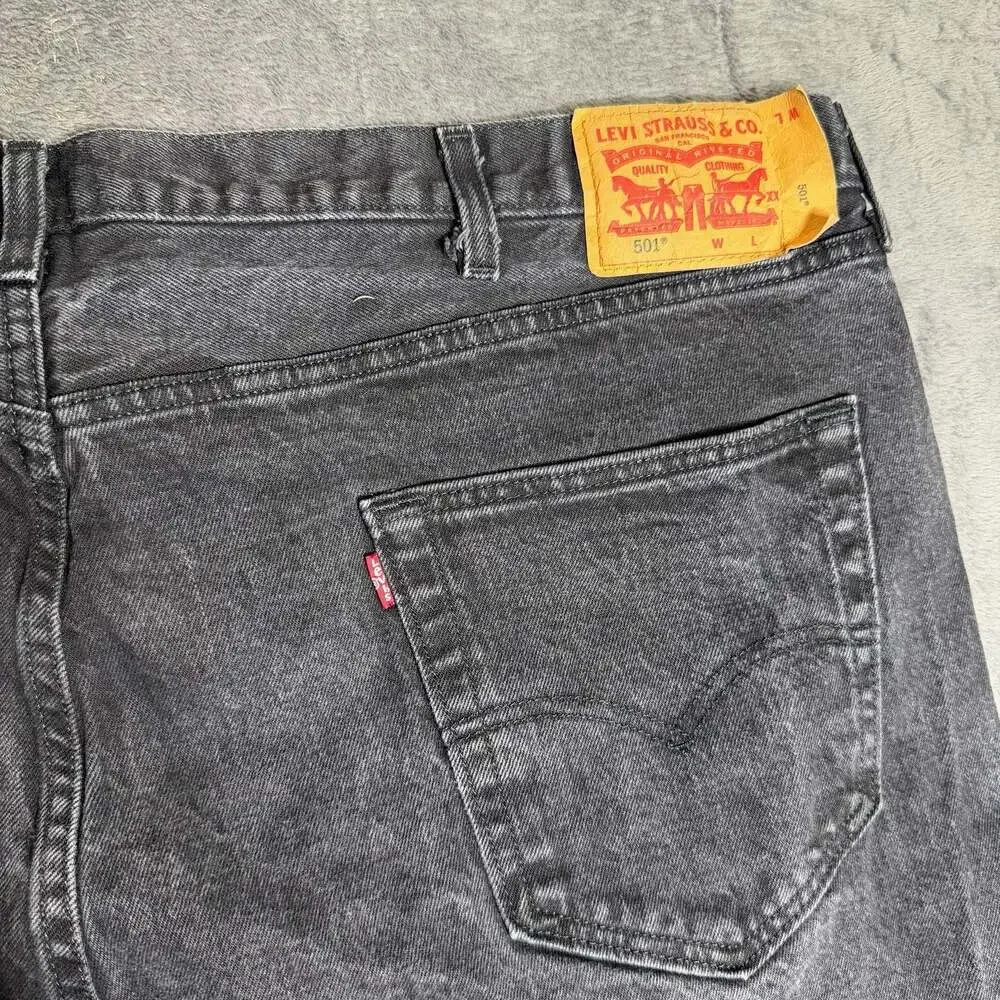 Levi's 501 Original Fit Button Fly Black Denim Men’s Jeans Size 48x30